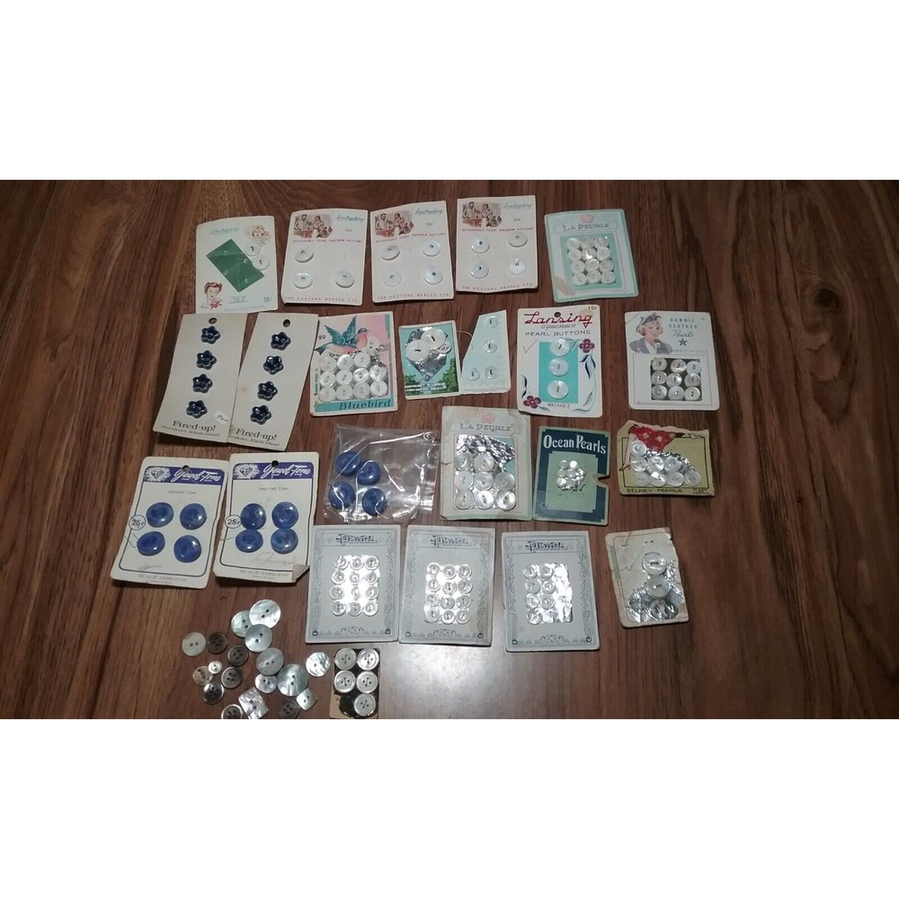 Old Vintage  Ceramic Glass Pearl MOP Buttons on Cards Lot